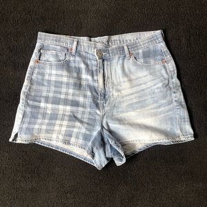 American Eagle highest rise mom short
